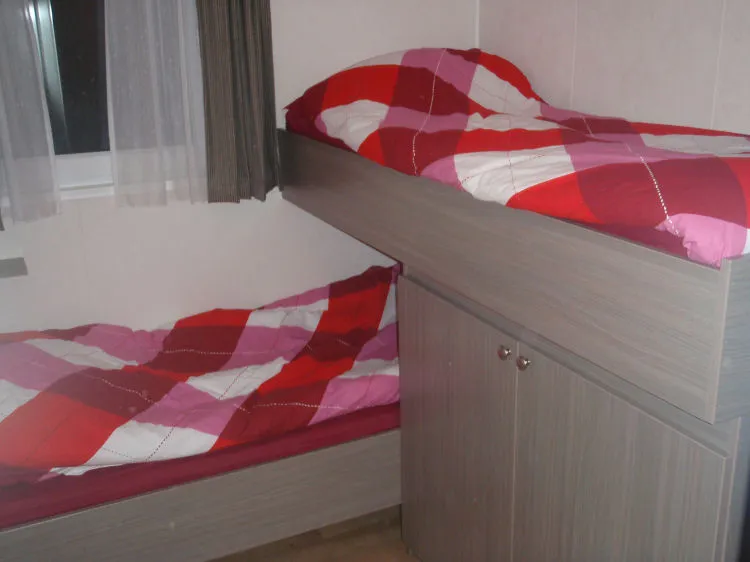 Kinderslaapkamer met stapelbed in het vakantiechalet
